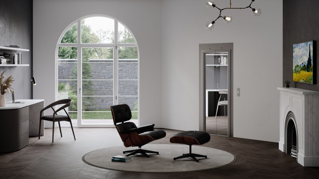porta per home lift eltec lift, modello elettra, dettagli telai colore inox e vetro specchiato 100%. Impianto in vano in muratura, a filo parete. Salotto contemporaneo con poltrona di design.